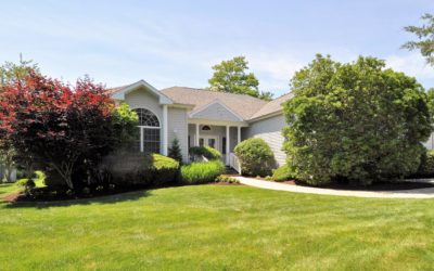 Just Listed! 8 Egret Way, Center Moriches