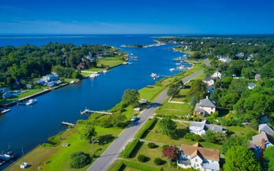 Breathtaking Aerial Photo of Lake Avenue on Senix Creek