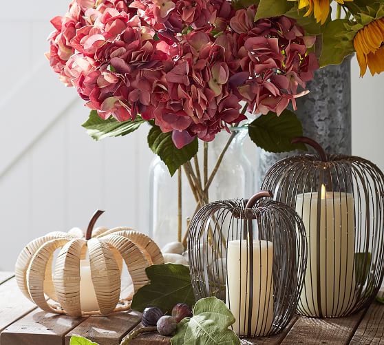 Elegant Pumpkin Decor