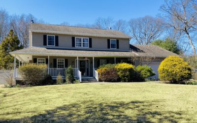 Just Listed! 64 Beachfern Road