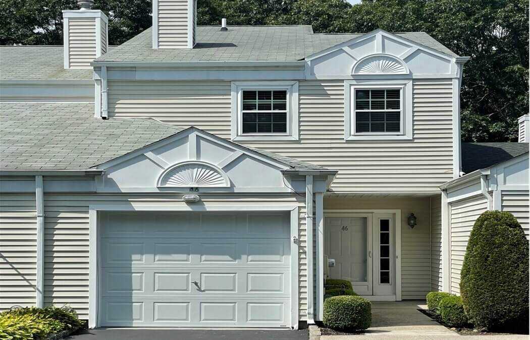 Just Listed!  46 Quail Court, Manorville