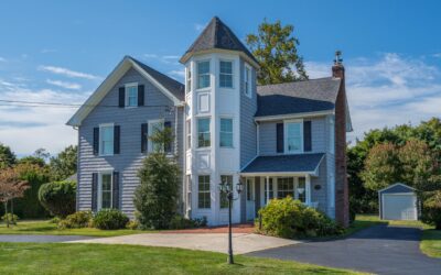 Open House! 74 Union Avenue, Center Moriches