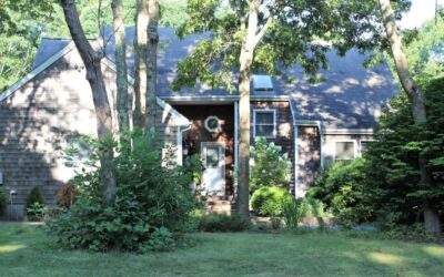Just Listed! 4 Green Court, Manorville