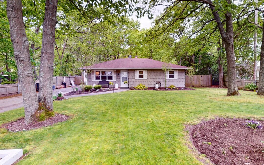 Open House! 68 Wading River Road, Center Moriches