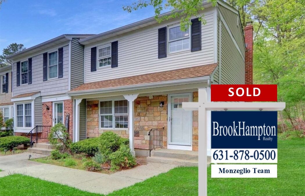 Another Happy Buyer! 32 Thornton Commons, Yaphank, NY