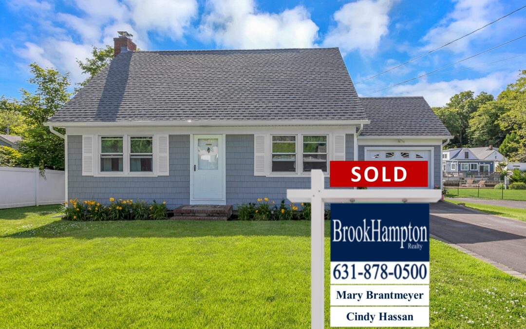 Just Sold! 6 Orchard Creek Drive, Center Moriches